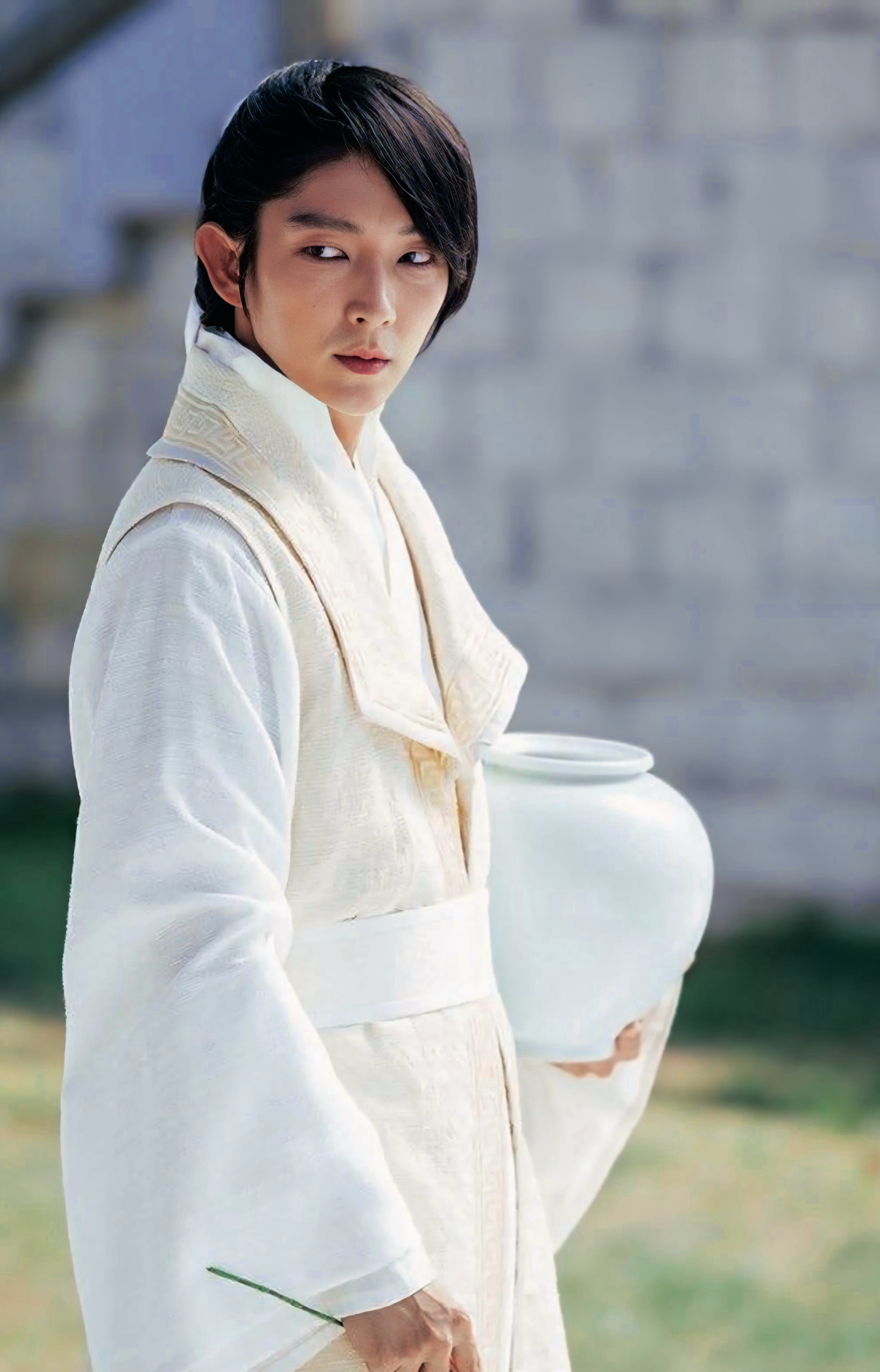 Latest photo of Lee Joongi