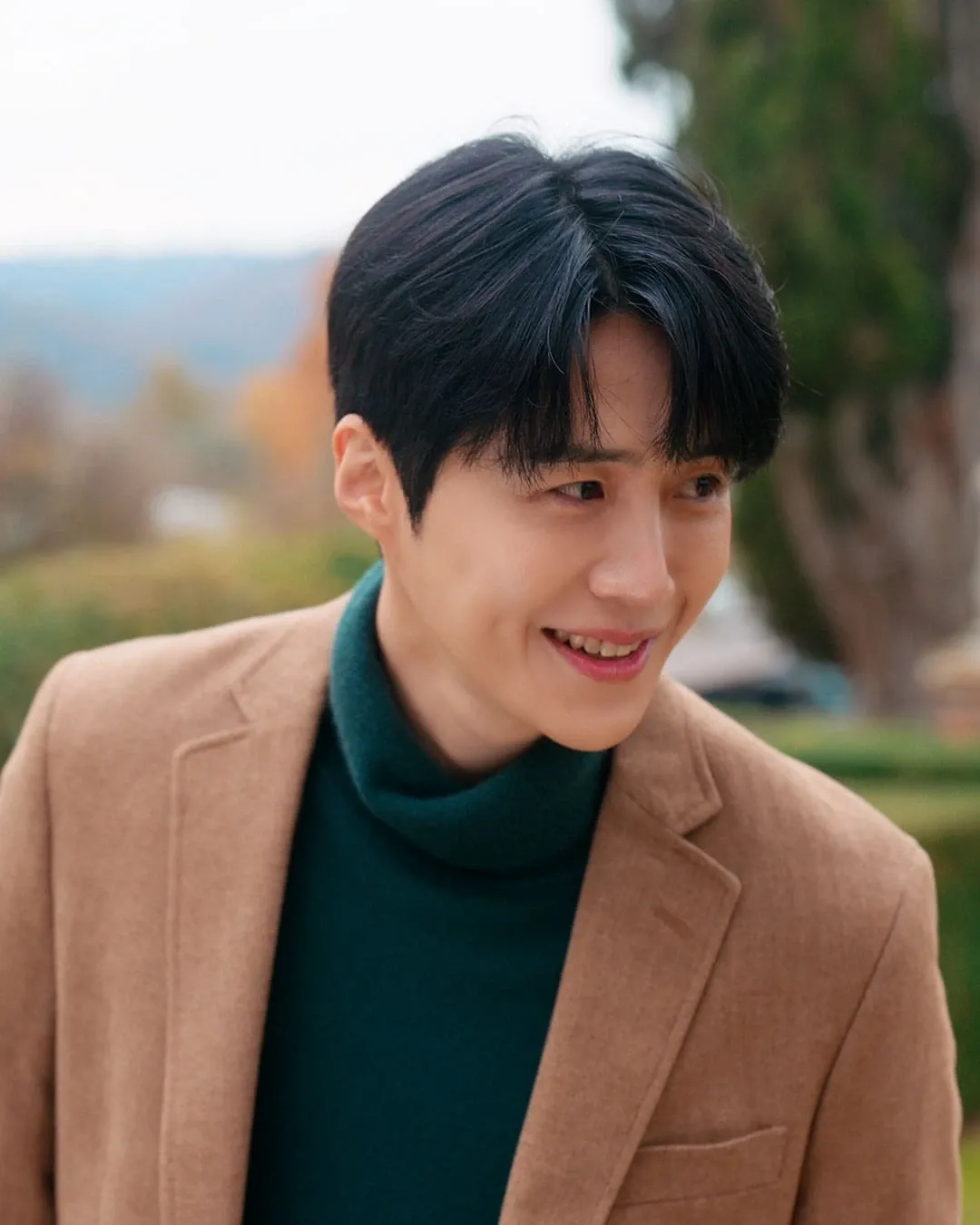 Behind-the-scenes cut of Kim Seonho