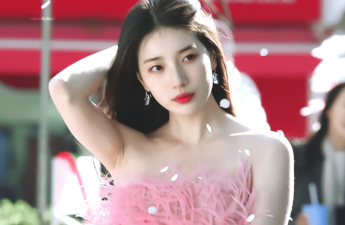 Behind-the-scenes cut of Bae Suzy