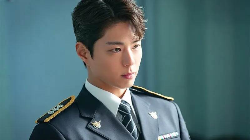 Recent activity shot of Park Bogum
