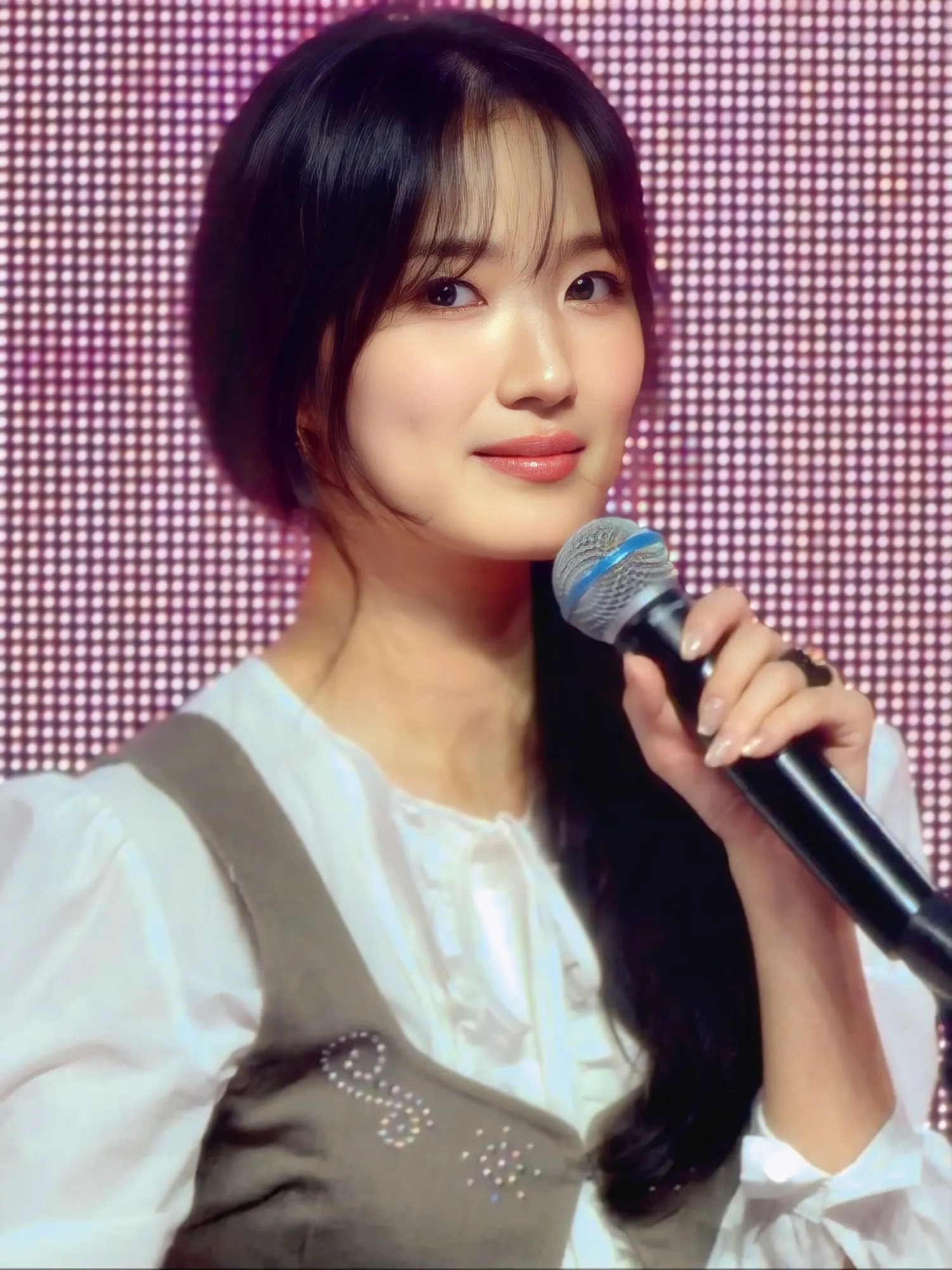 A moment captured by a fan of Kim Hyeyoon