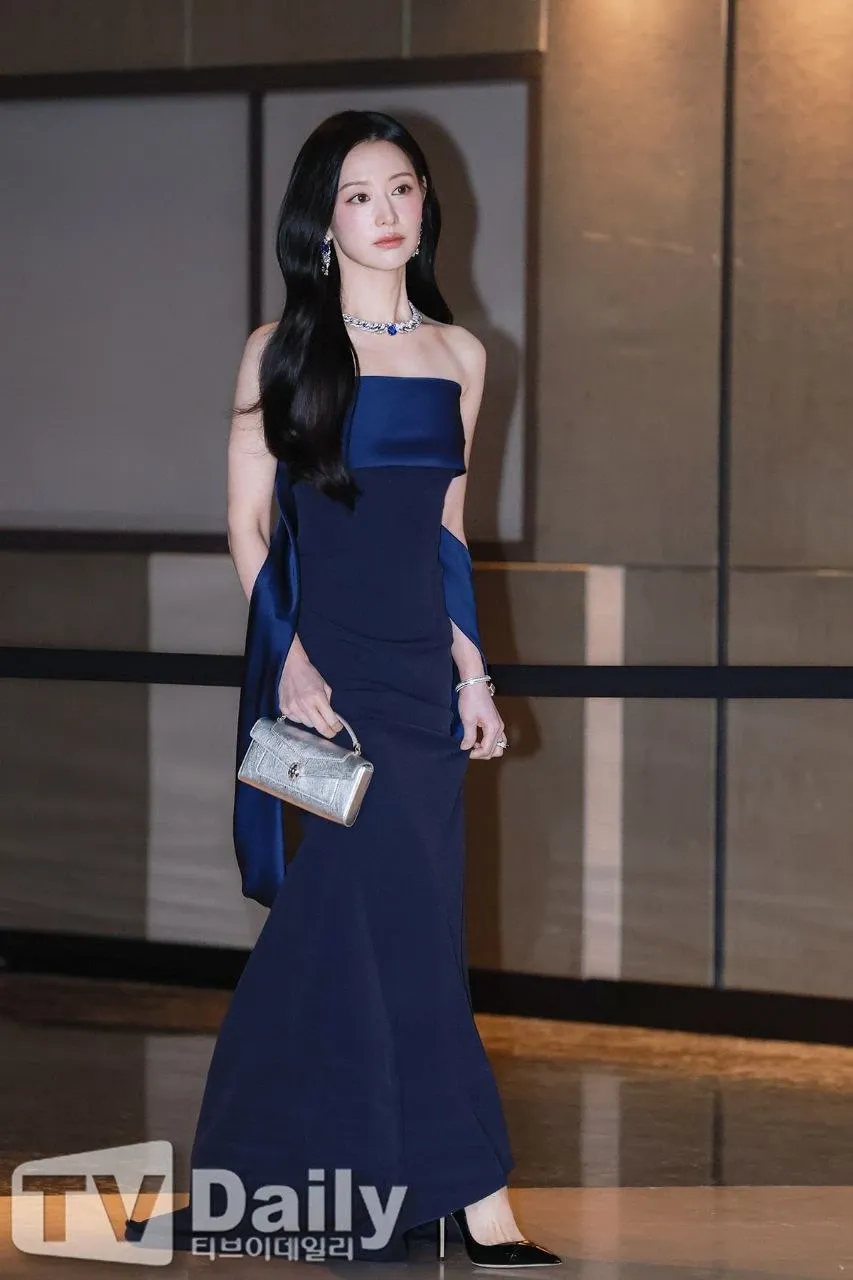 Recent activity shot of Kim Jiwon