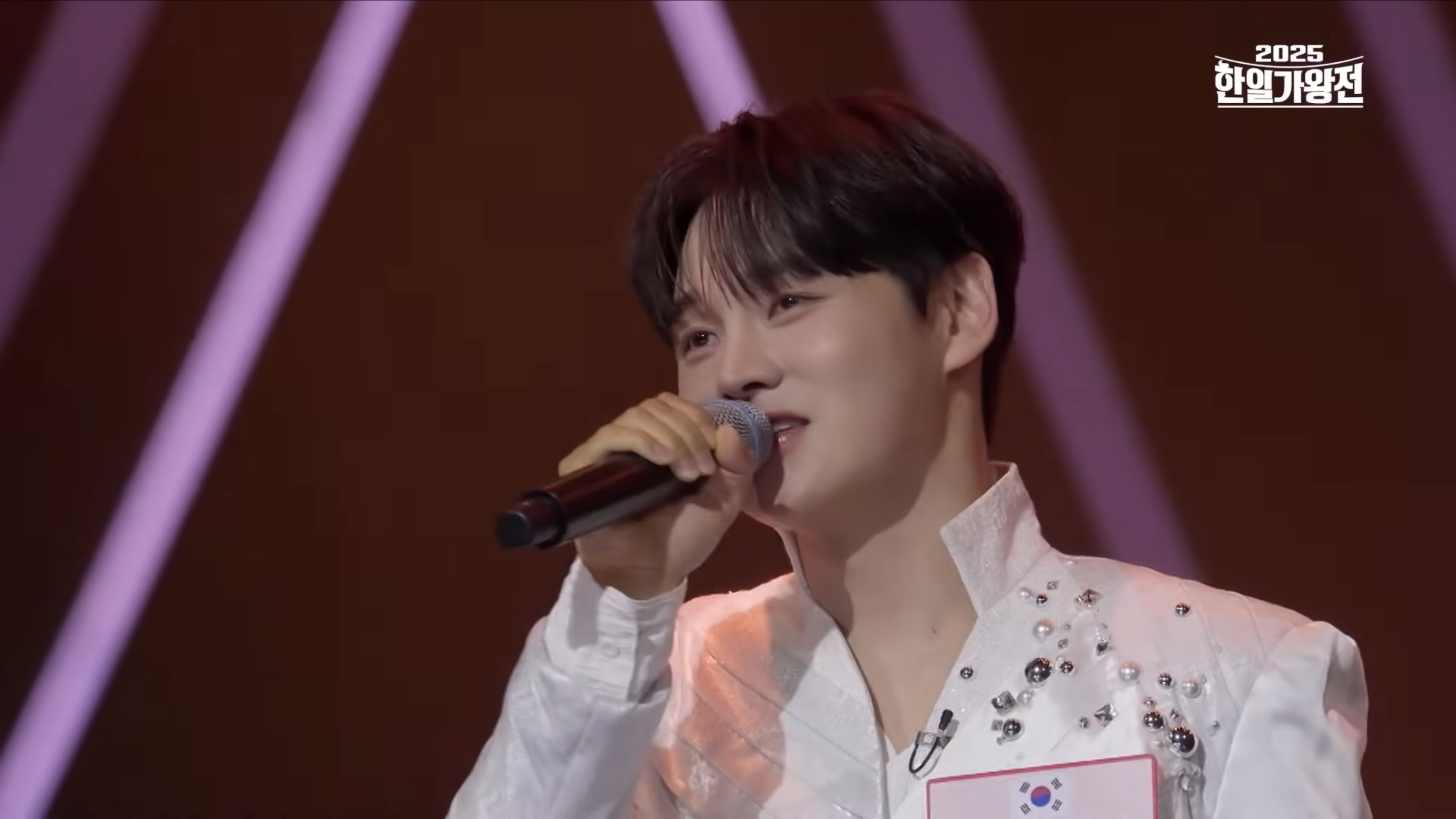 박서진의 비하인드 컷