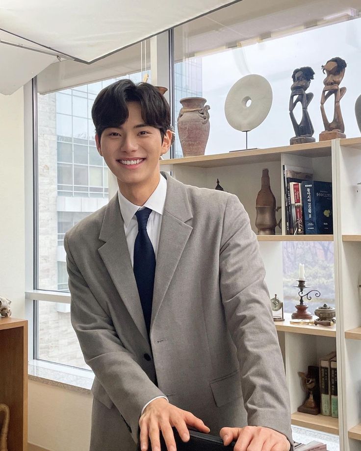 Latest photo of Lee Chaemin