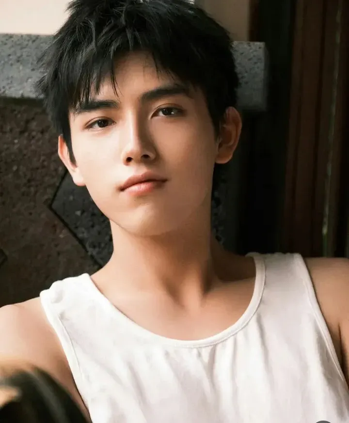 Latest photo of Arthur Chen