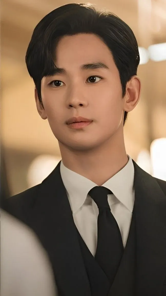 Behind-the-scenes cut of Kim Soohyun