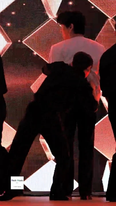 Today's popular wallpaper in Hwang Youngwoong community