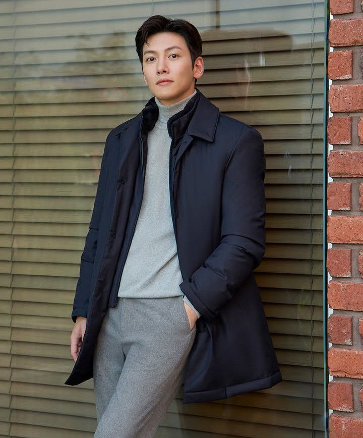 チ・チャンウクの最近の活動ショット