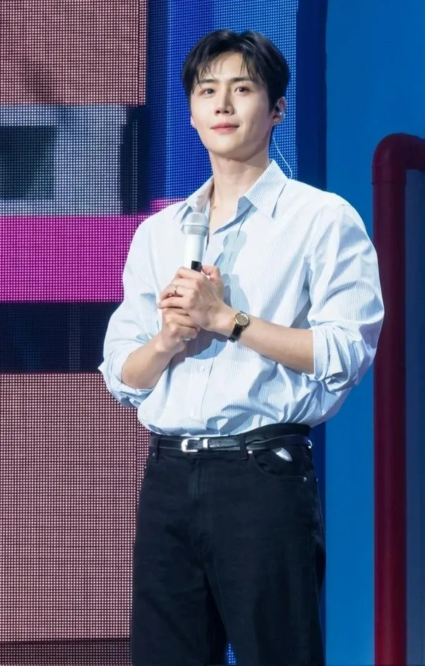 Recent activity shot of Kim Seonho