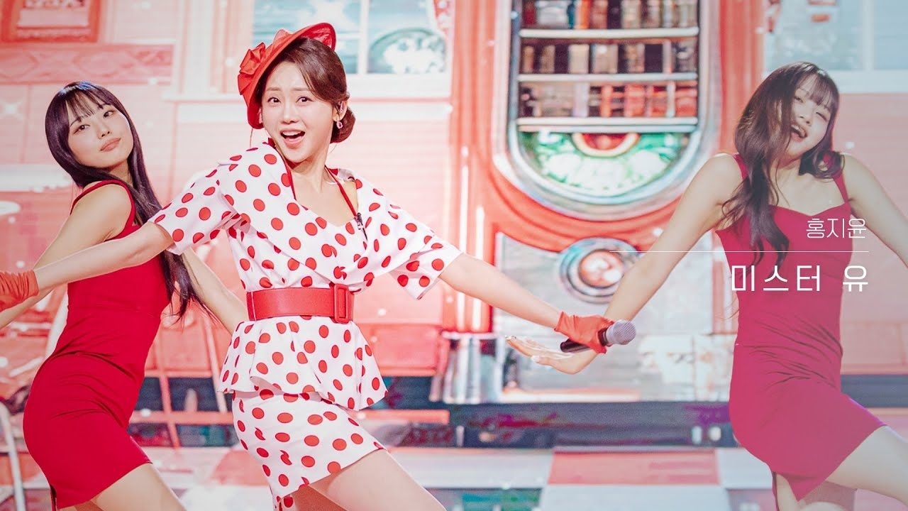 A moment captured by a fan of Hong Jiyoon