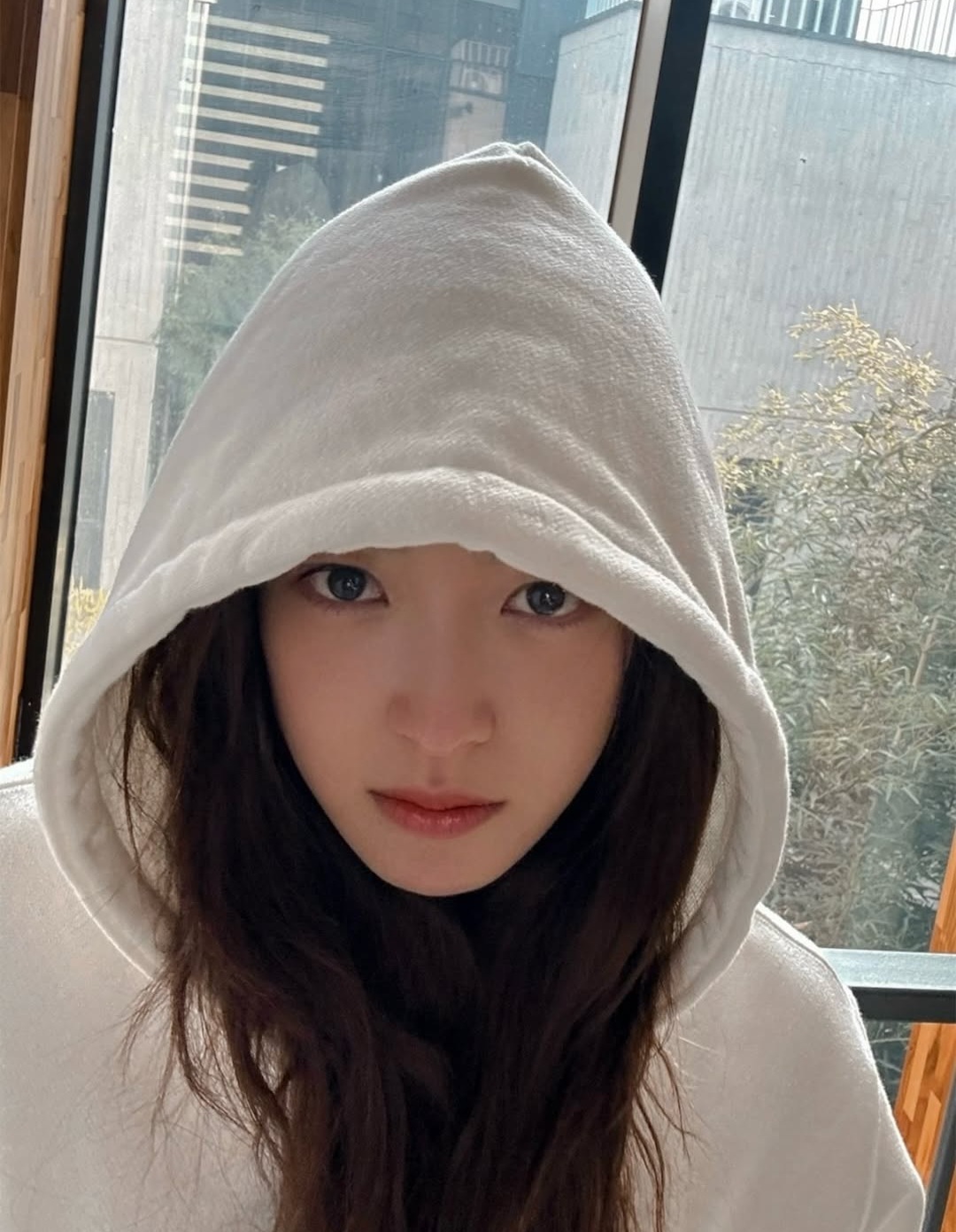 Recent activity shot of Lee Seyoung