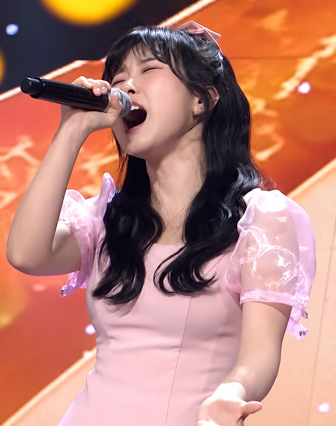 A moment captured by a fan of Hong Seongyun