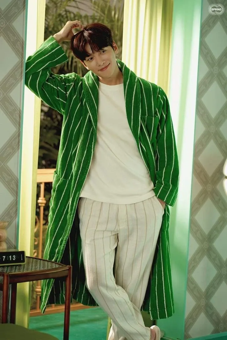 Latest photo of Ji Changwook