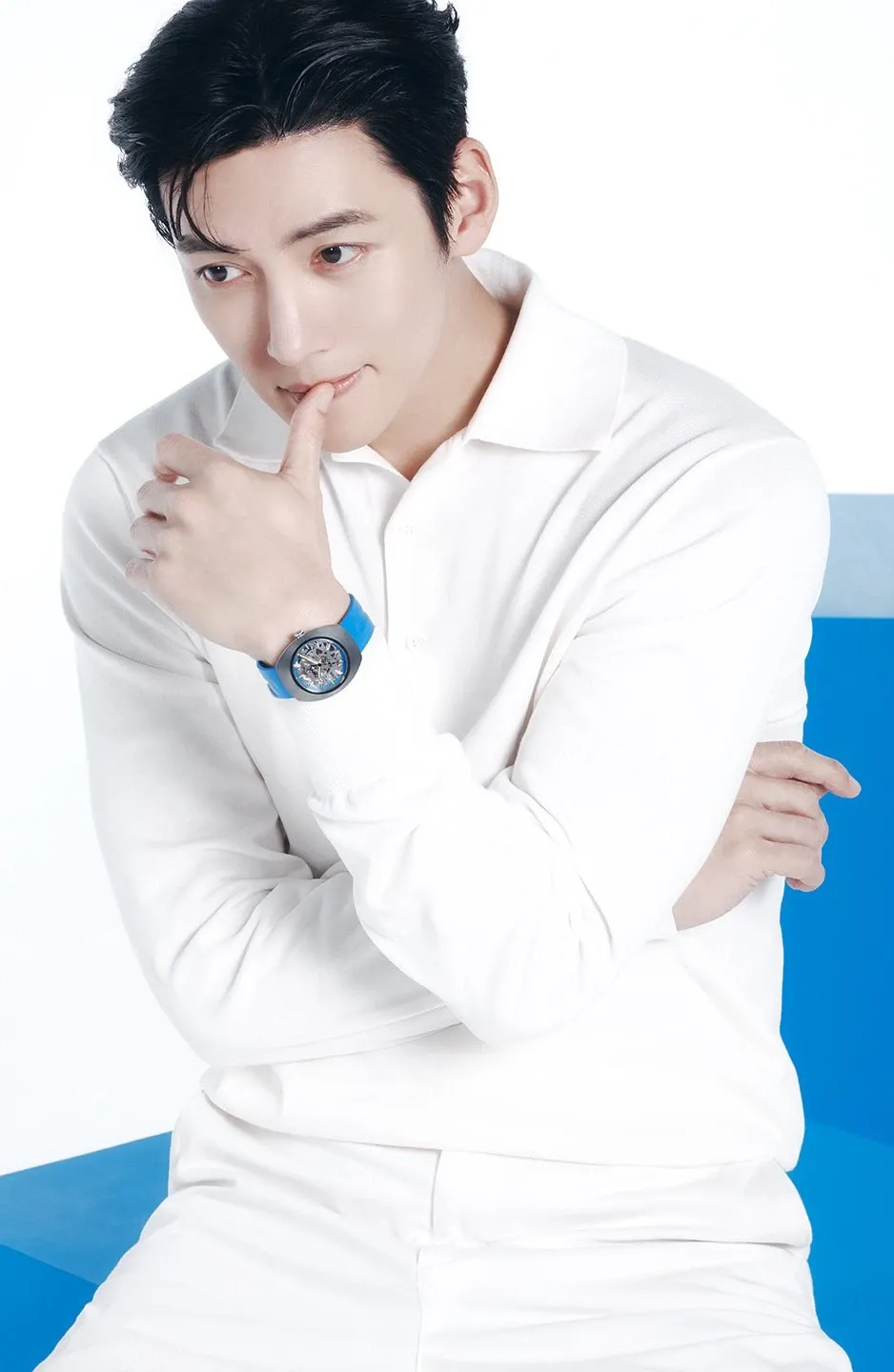 Behind-the-scenes cut of Ji Changwook