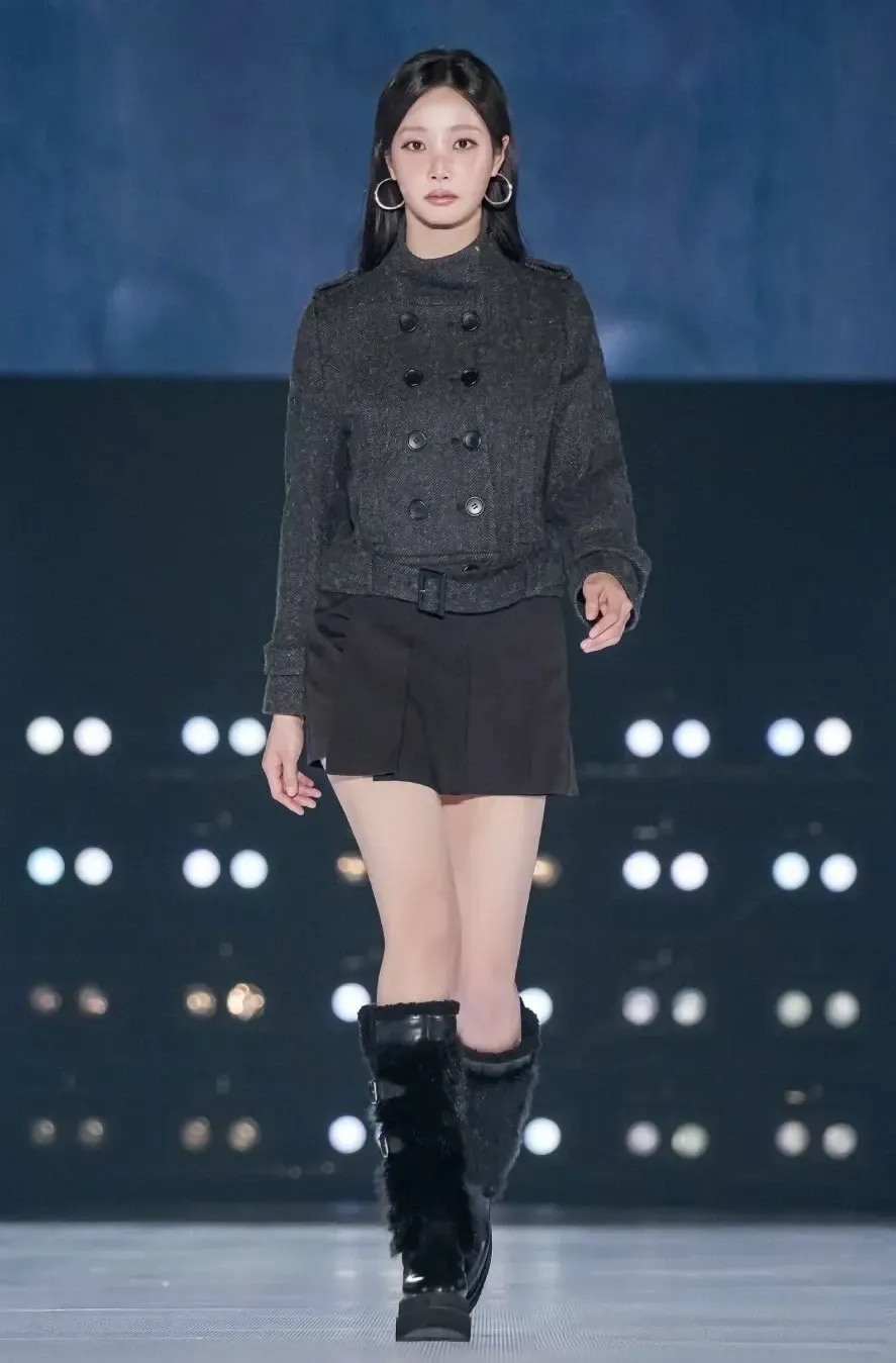 Recent activity shot of Yeonwoo
