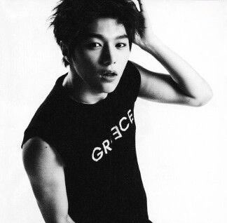 Latest photo of Kim Myungsoo (L)