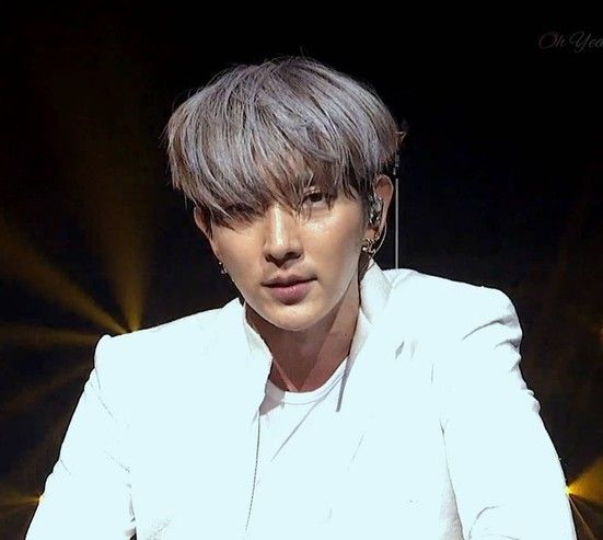 A moment captured by a fan of Lee Joongi