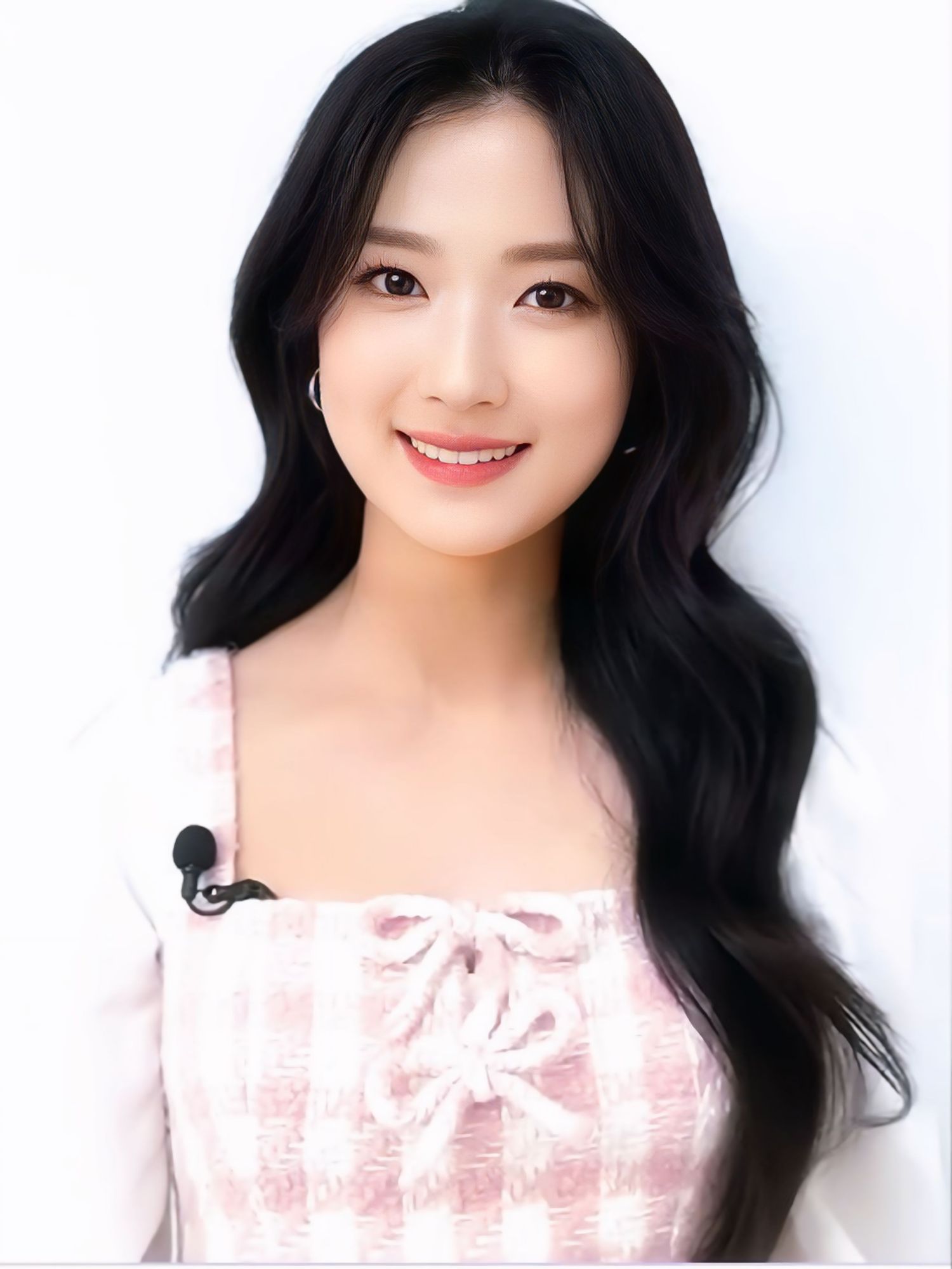 Latest photo of Kim Hyeyoon