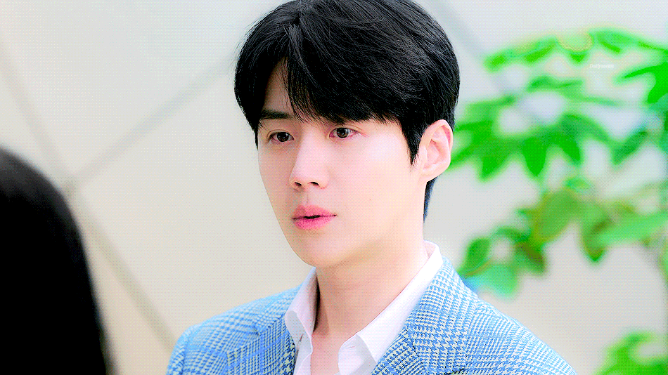 キム・ソンホの最近の活動ショット