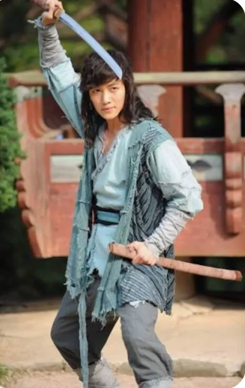 Recent activity shot of Ji Changwook