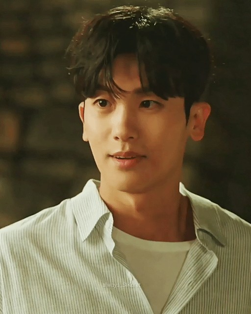 Recent activity shot of Park Hyungsik