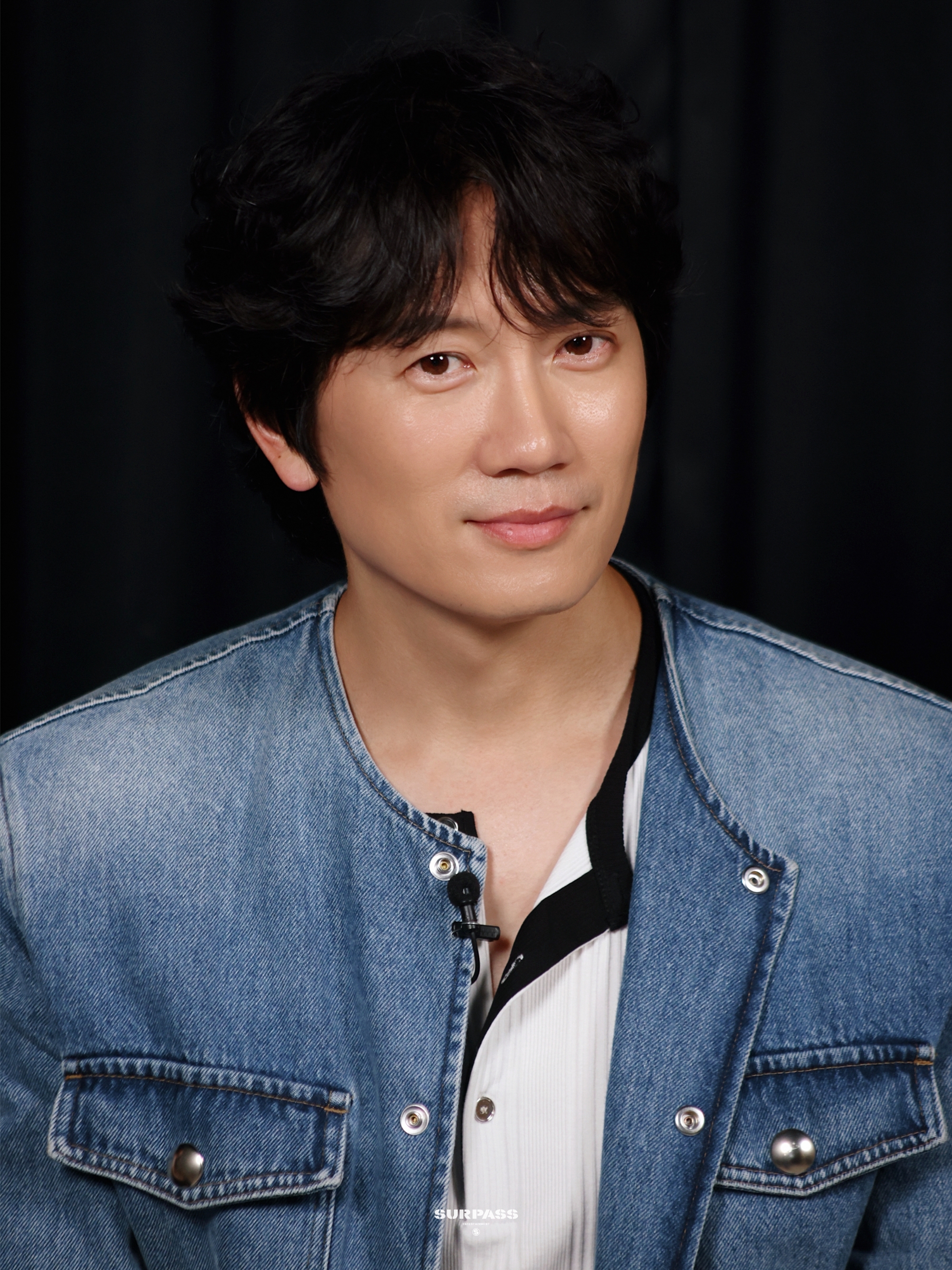 Recent activity shot of Ji Sung