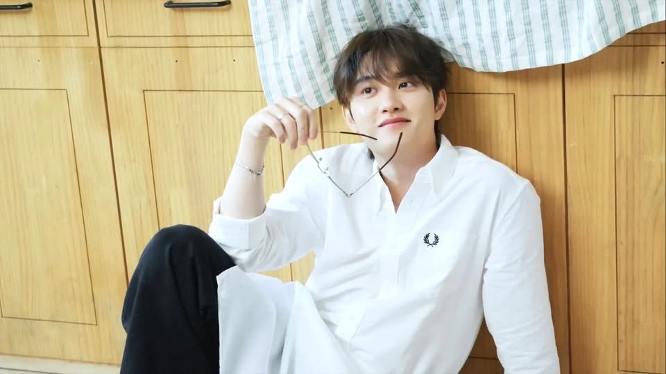 都暻秀 (D.O.)的幕後花絮