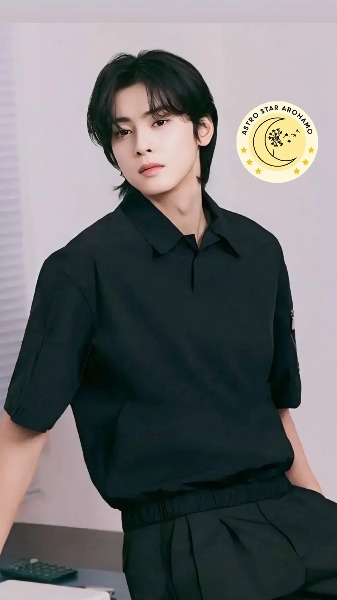 Behind-the-scenes cut of Cha Eunwoo