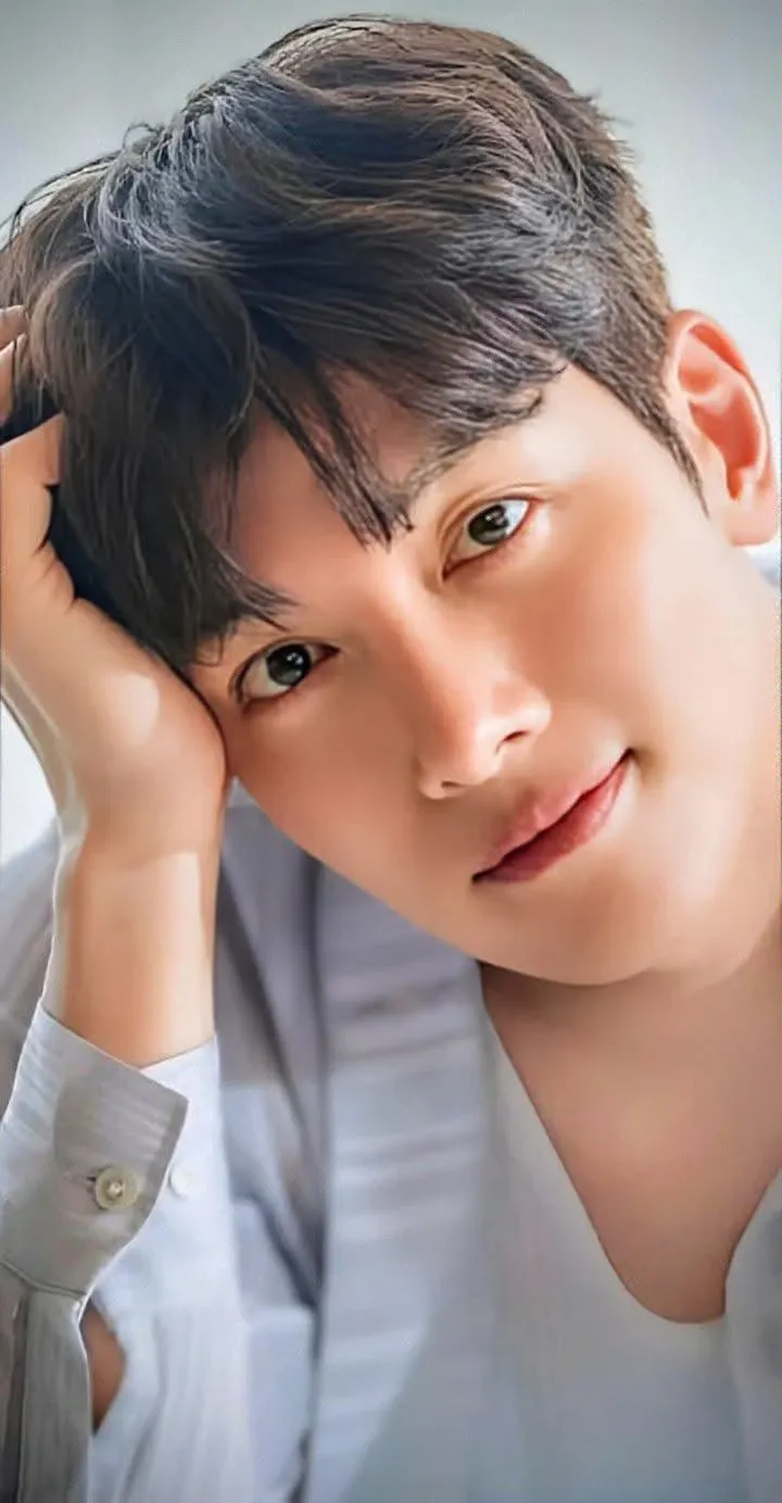 Recent activity shot of Ji Changwook