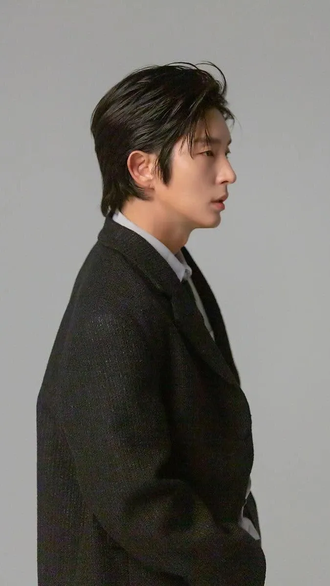 Today's popular wallpaper in Lee Joongi community