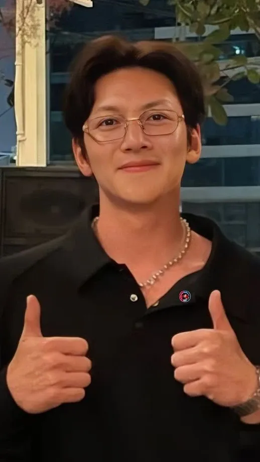 Behind-the-scenes cut of Ji Changwook