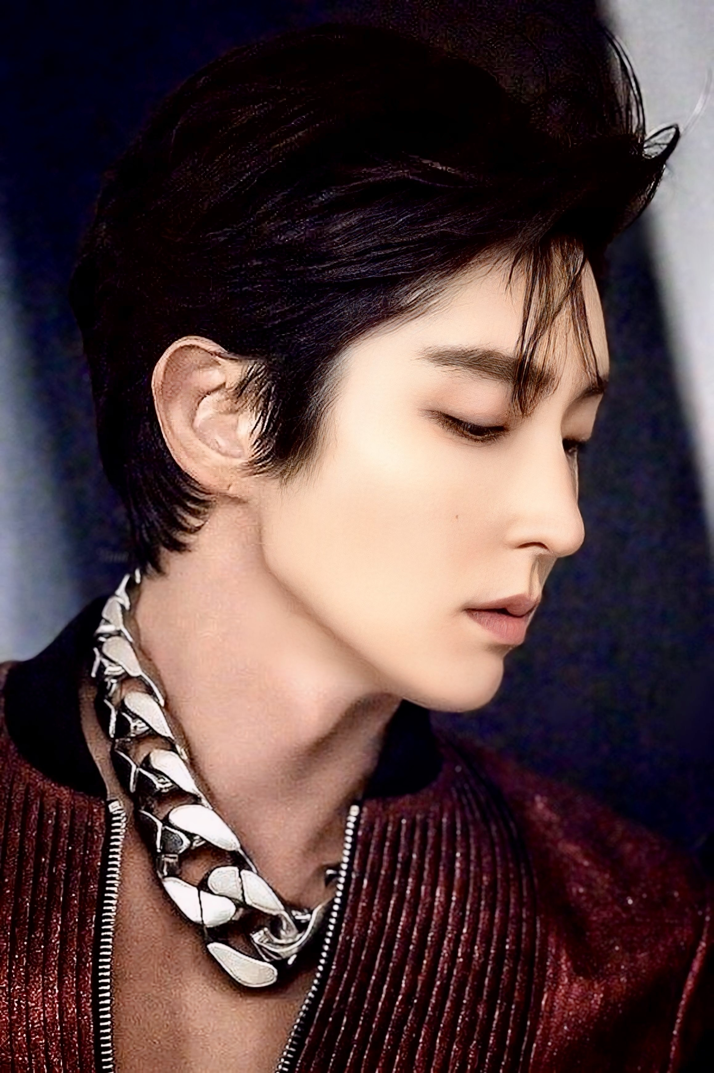 Behind-the-scenes cut of Lee Joongi