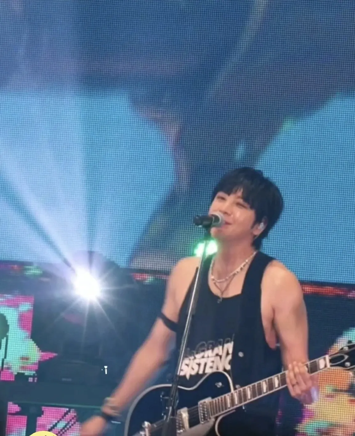 Behind-the-scenes cut of Jang Geunsuk