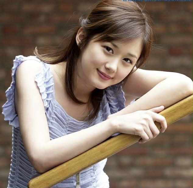 Latest photo of Jang Nara