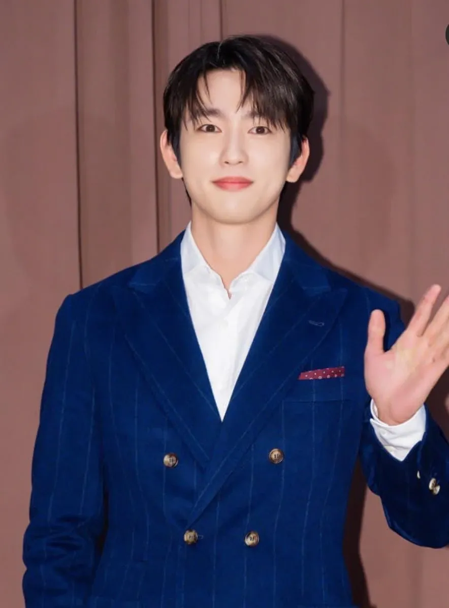 朴珍榮的最新照片