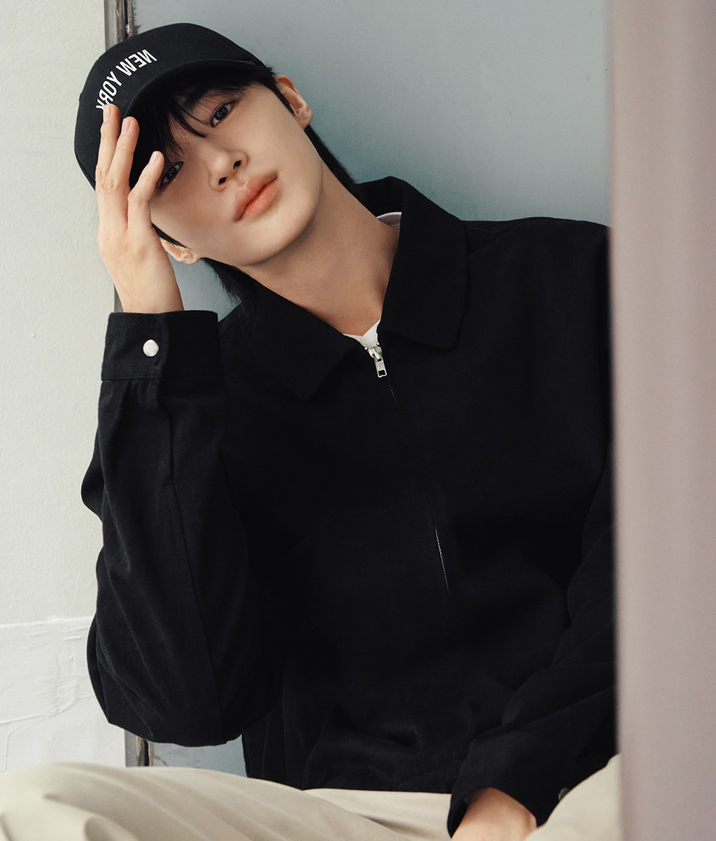 Recent activity shot of Byeon Wooseok