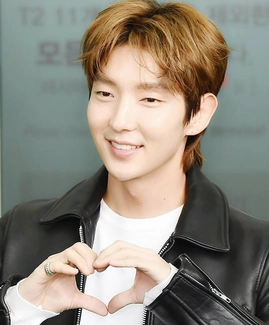 이준기의 최신 사진