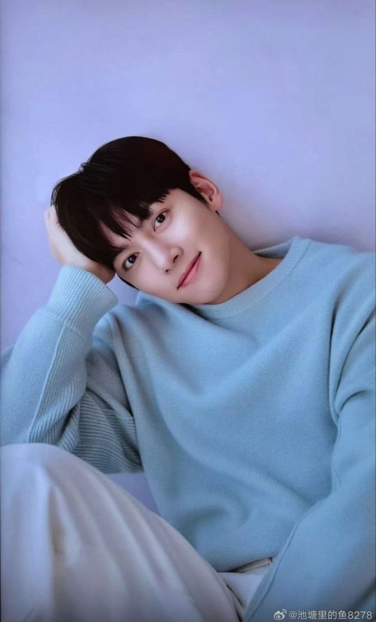 Emotional wallpaper shared by fans for Ji Changwook