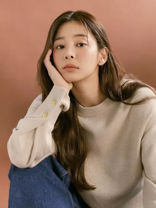 Latest photo of Seol Inah