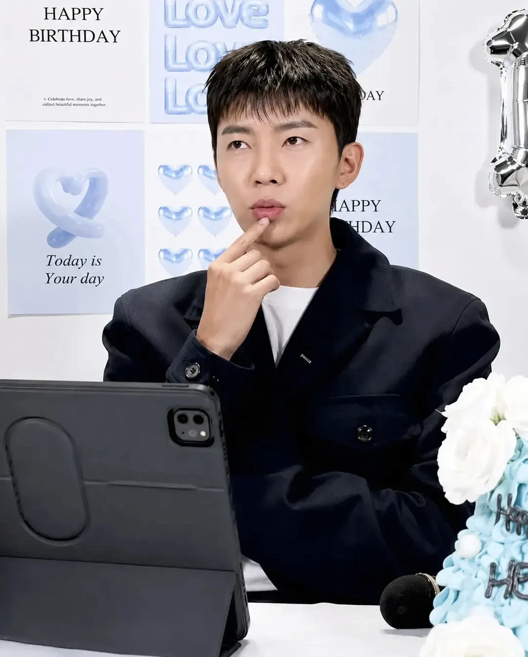 Momen yang diabadikan oleh penggemar Lim Youngwoong