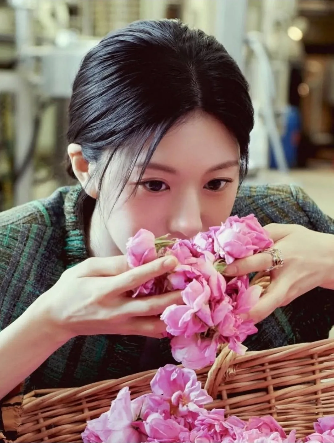 Behind-the-scenes cut of Go Younjung