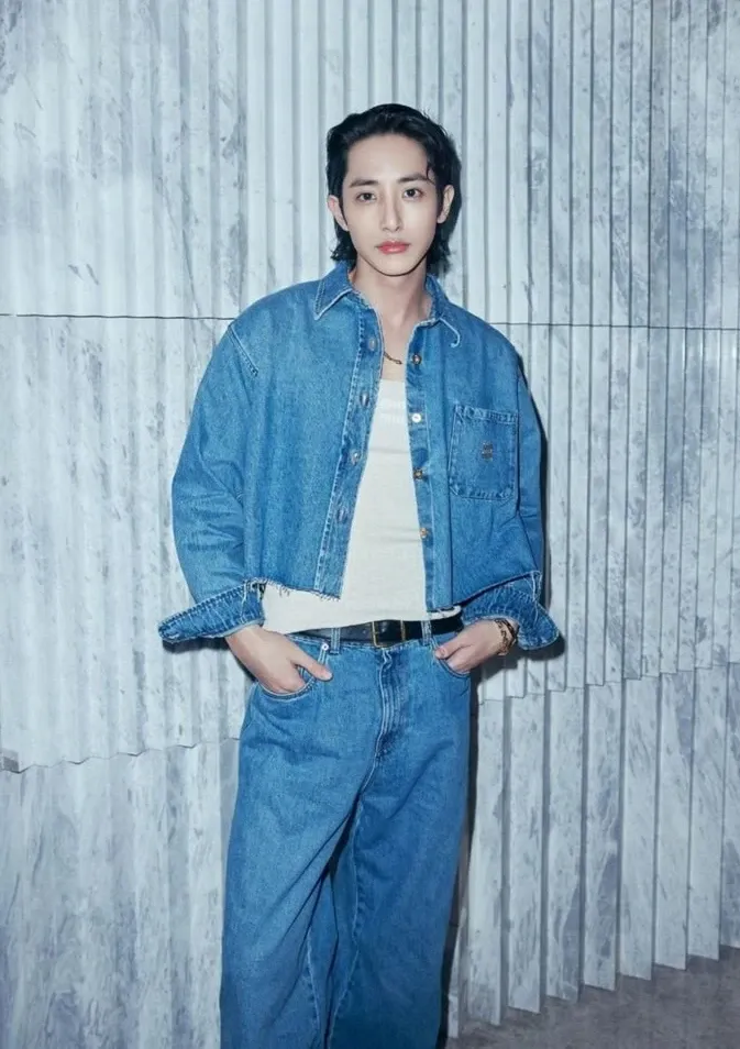 A moment captured by a fan of Lee Soohyuk