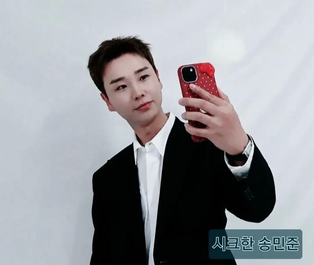 Latest photo of Song Minjun