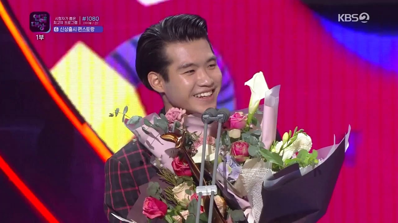 Momen yang diabadikan oleh penggemar Jo Myungsup