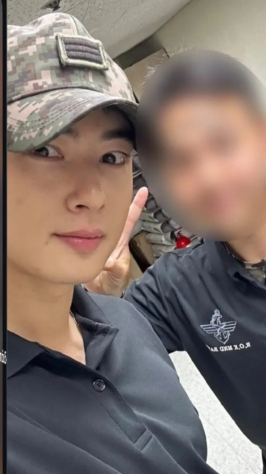 Recent activity shot of Cha Eunwoo