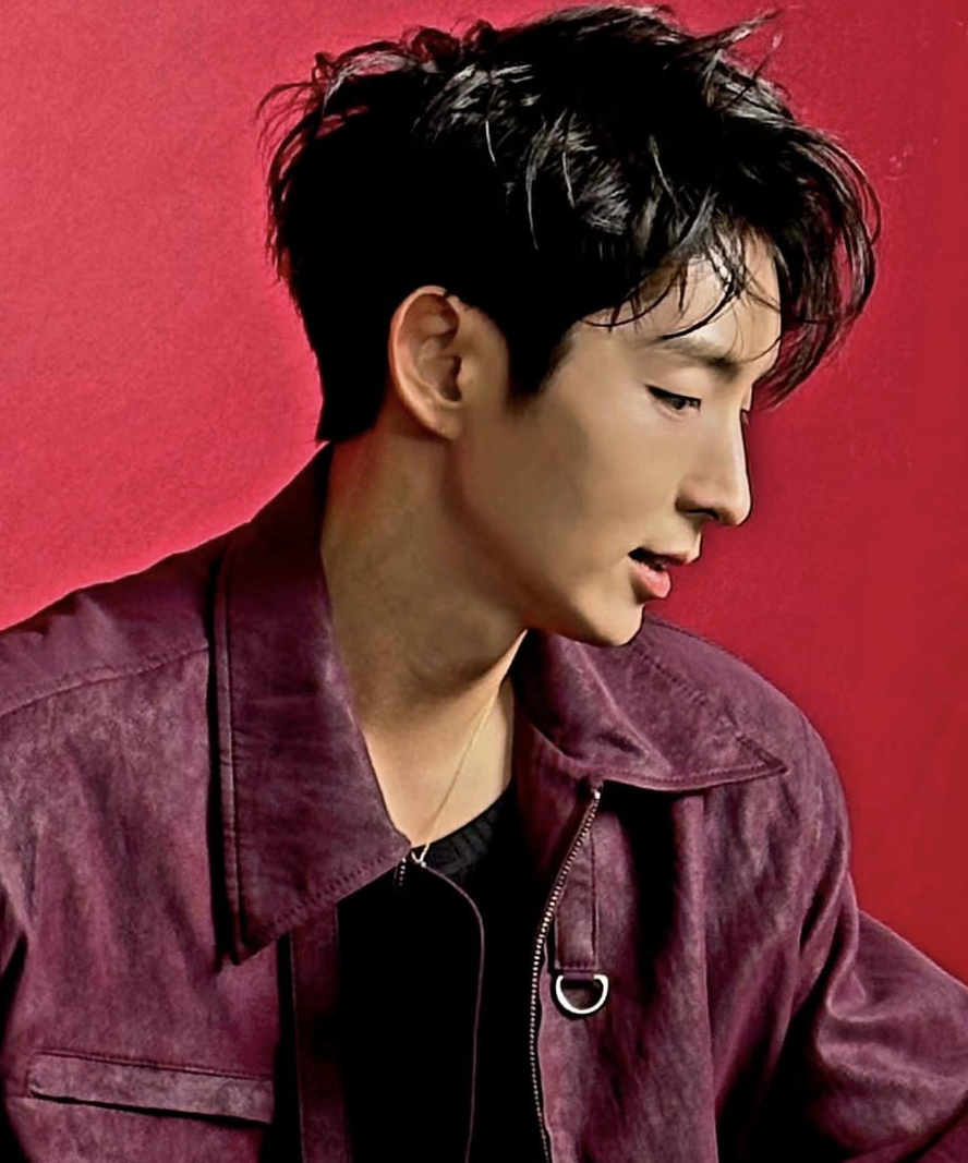 Latest photo of Lee Joongi