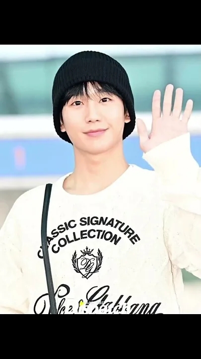 粉丝拍下的丁海寅瞬间