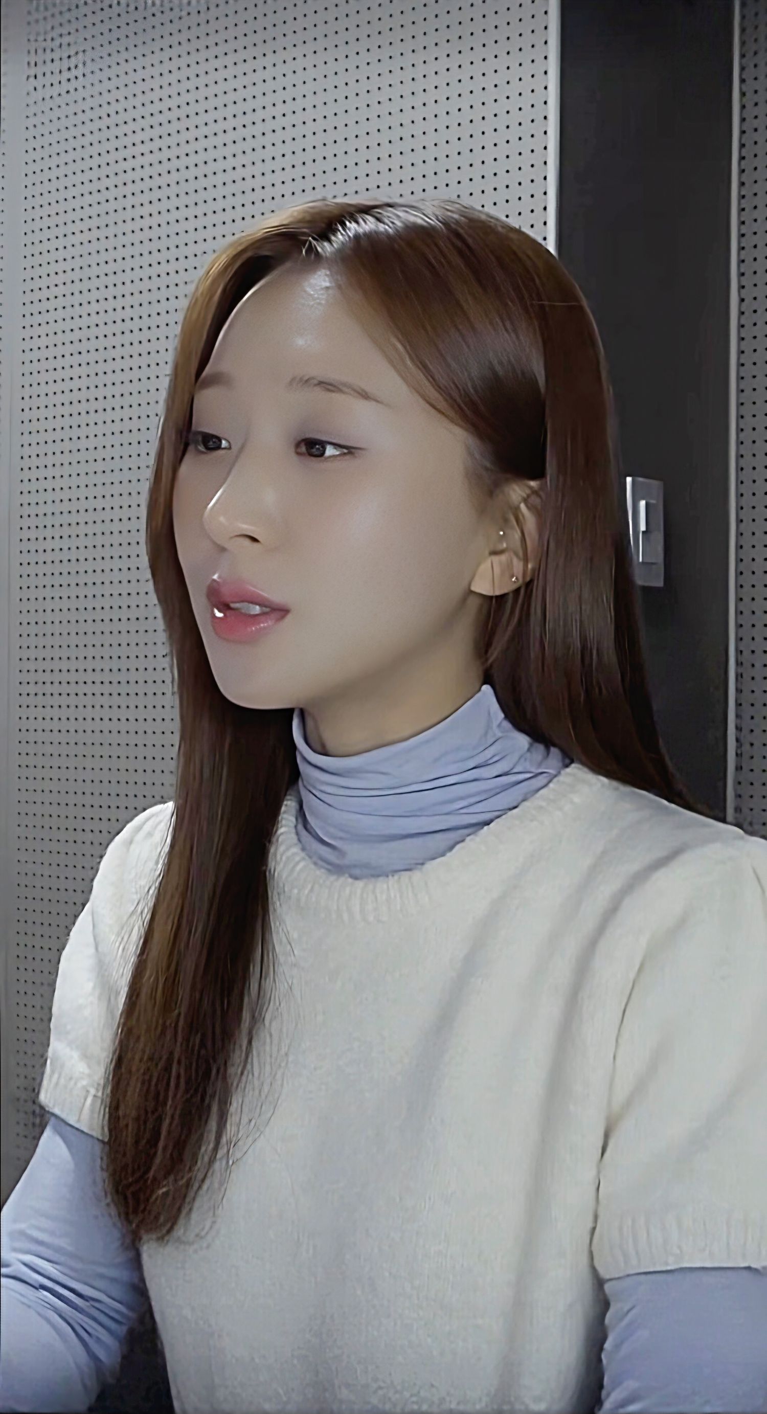 Recent activity shot of Jung Seul