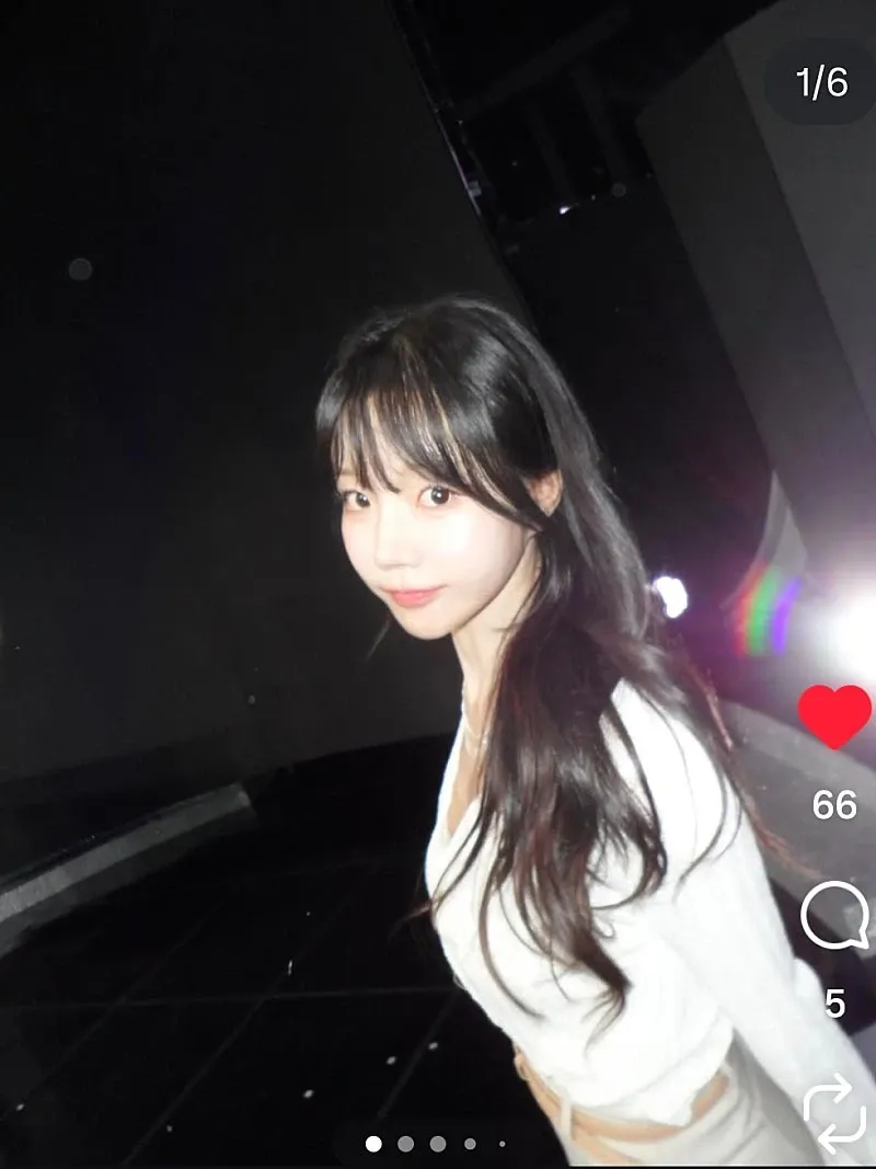 A moment captured by a fan of Yeon Yuri