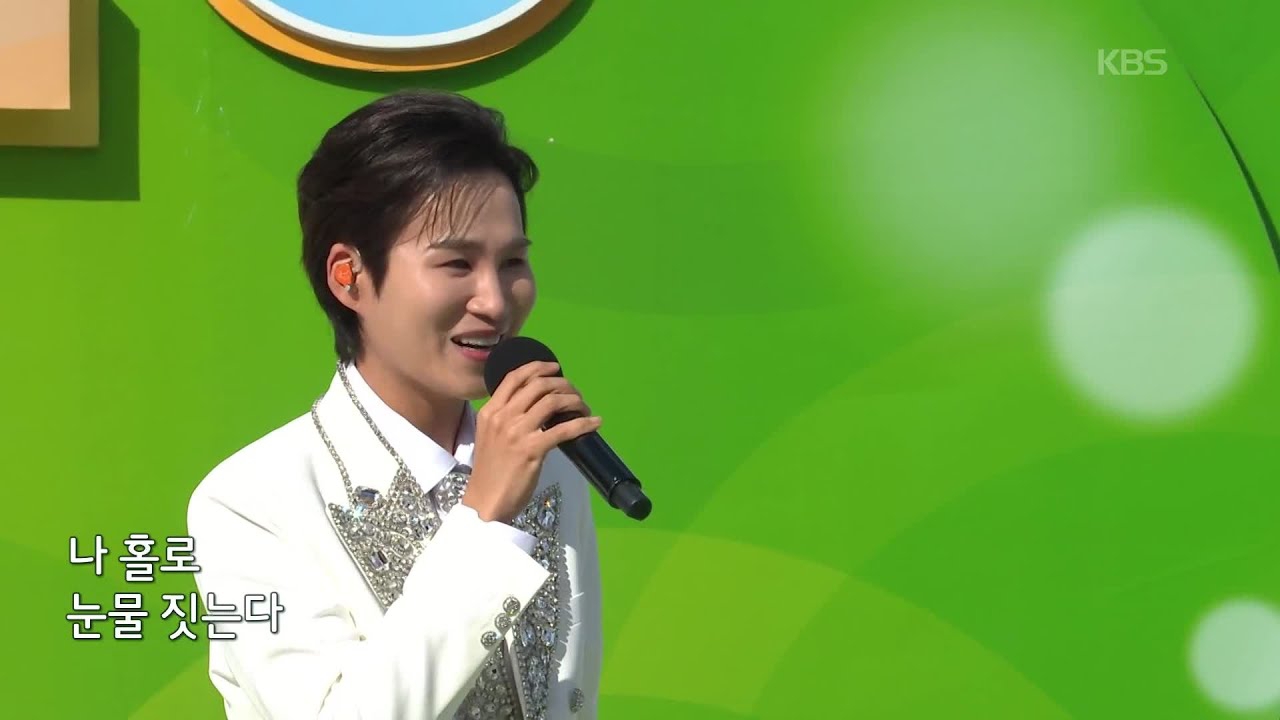 김희재의 비하인드 컷